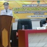 Wakil Bupati Barsel Sampaikan Arahan Pada Pelantikan 18 Pejabat Tinggi Pratama Screenshot_20251012-013322_Collage Maker – GridArt