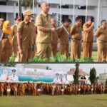 Bupati Barsel Pimpin Apel Besar Gabungan Tekankan Disiplin Dan Kinerja Aparatur Screenshot_20260105-150059_Collage Maker – GridArt